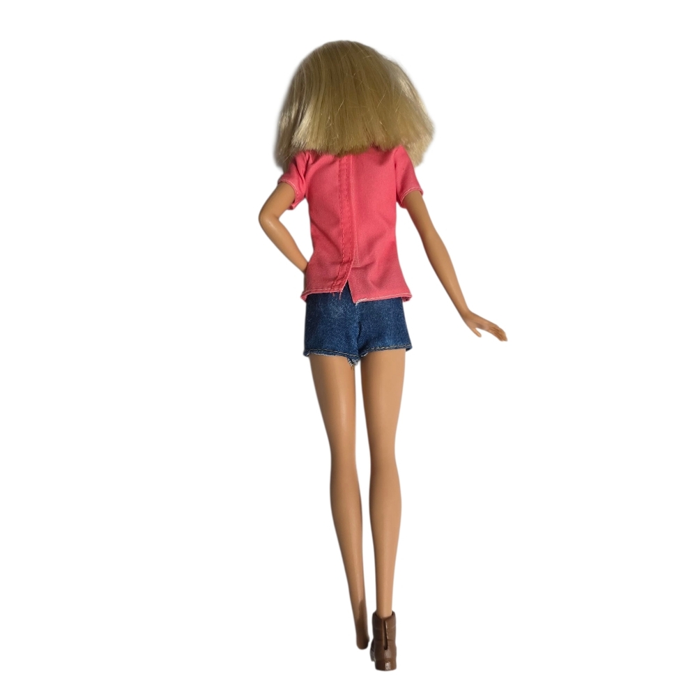 Barbie Animal Rescuer Doll Playset - FCP78 Vet Doll And Treehouse Animals - Picture 13 of 16